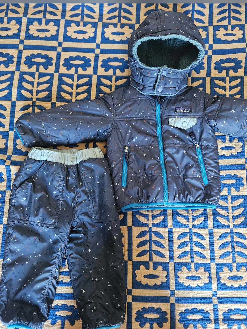 Patagonia reversible Tribble Jacket And Pant Set Size 2T